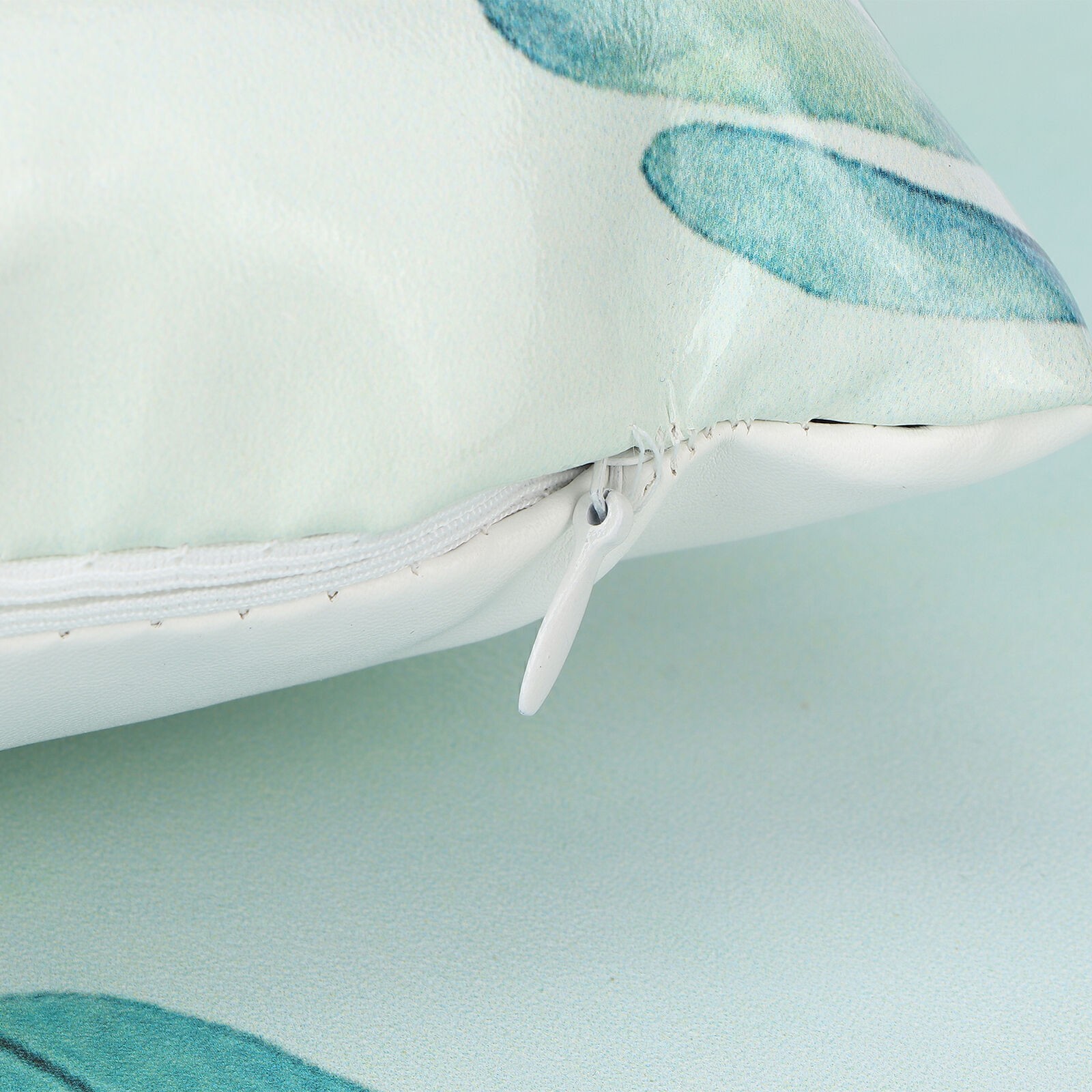Comfortable Nail Art Hand Pillow with Mat Detachable Green Leaves Pattern