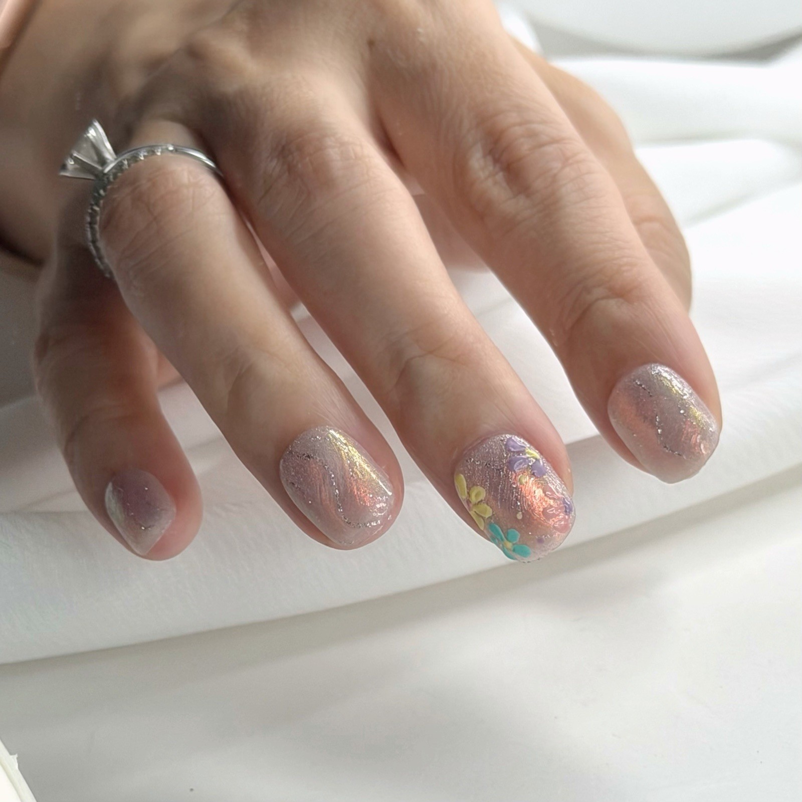 Handmade Aurora Flower Press-On Nails Size M Short Squoval Reusable Fake Nails