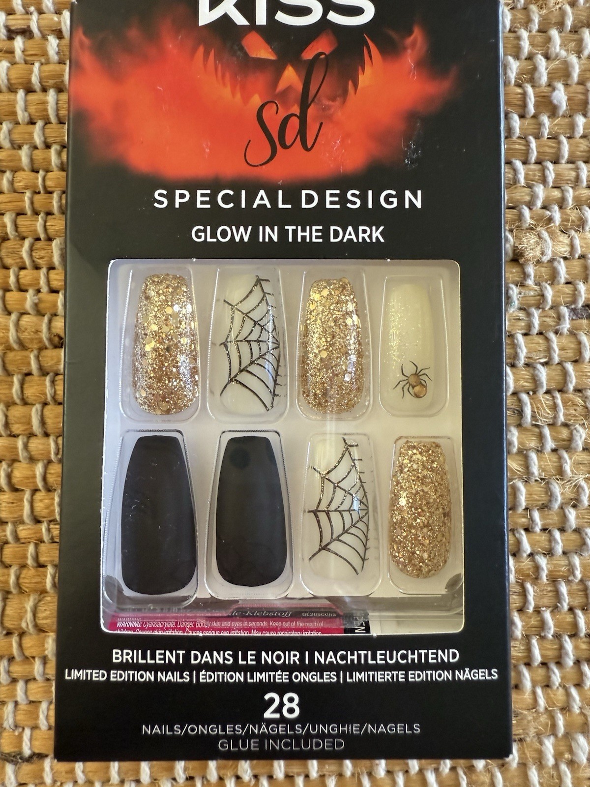 NEW Kiss Nails Halloween Long Coffin Black Spider Web Glow in Dark Glue Press on