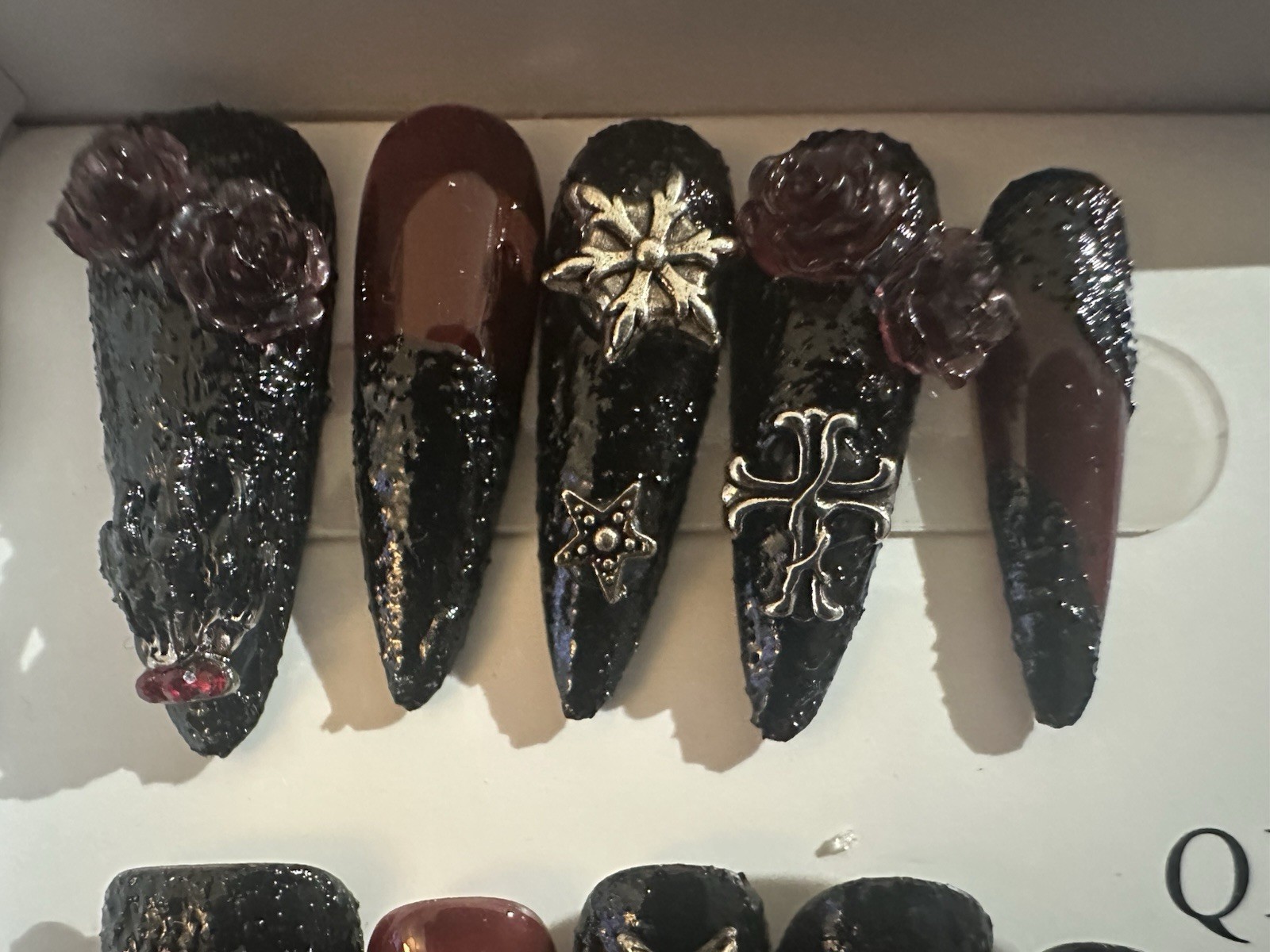 Black Burgundy 3D Stiletto Press-On Nails Gothic Roses Crosses size M
