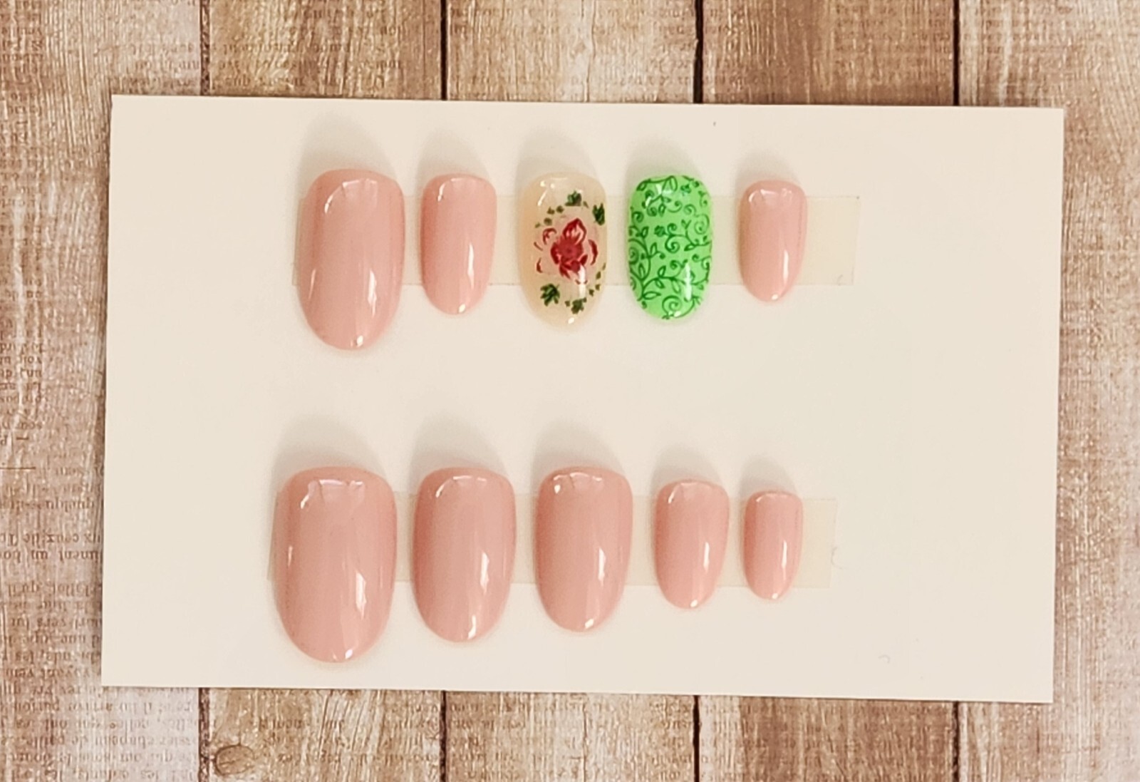Custom Press On Handmade Gel Nails Dusty Rose Rose Vine Accent Oval Short 20 Tip