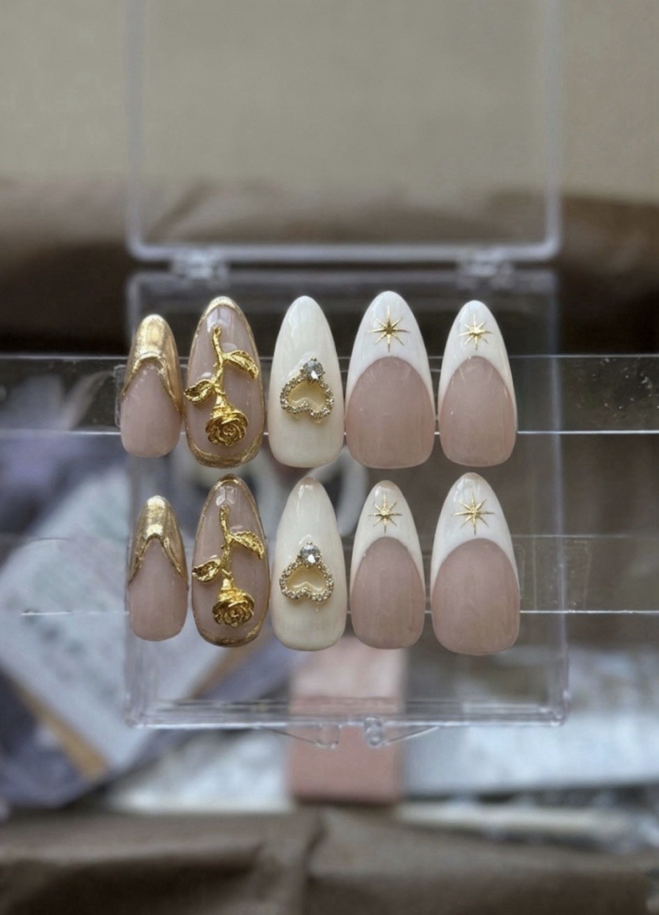 Shmoney Sets Press-On Nails | Long Almond Nude White Gold | 3D Heart Star