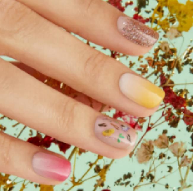 Dashing Diva FLORAL AMBITION🌺🌷Glitter, Bright Pink,Yellow Ombré Nail Strips!