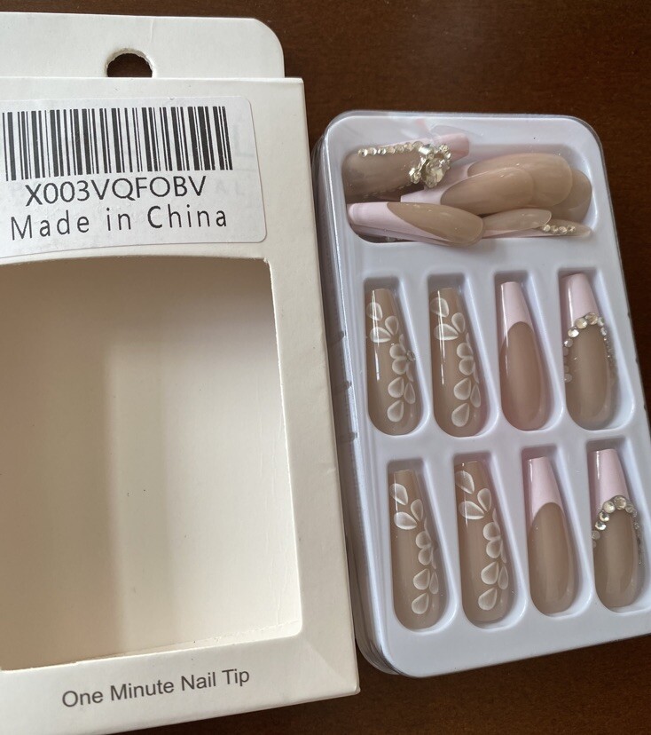 Press On Nails Long Coffin Gift