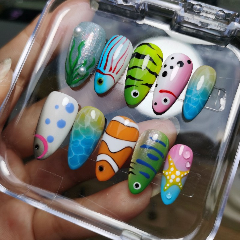 10pcs Handmade Almond Press On Nails Ocean Clownfish Summer Party Fashion Decor