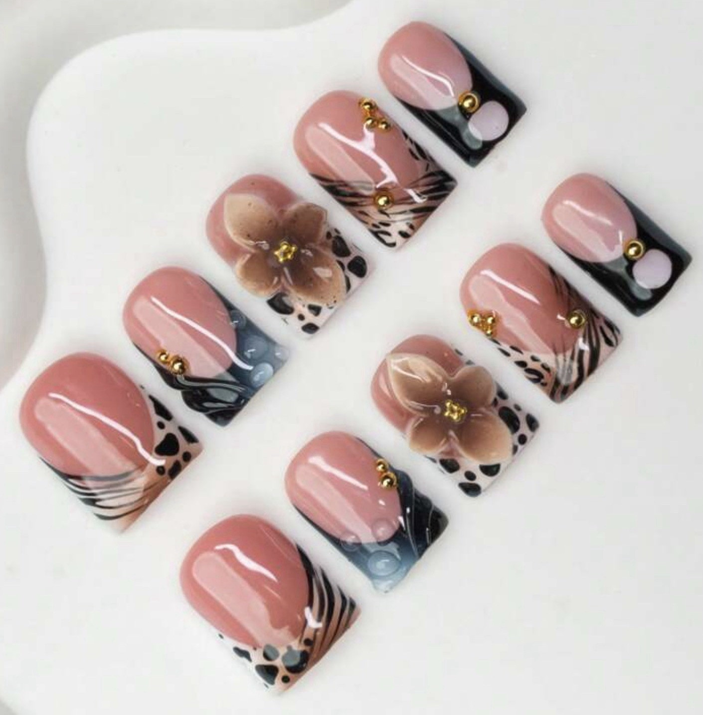 Square Press-On Nails Medium Full Cover 3D Pink/Black/Brown Flower Pre-Designed
