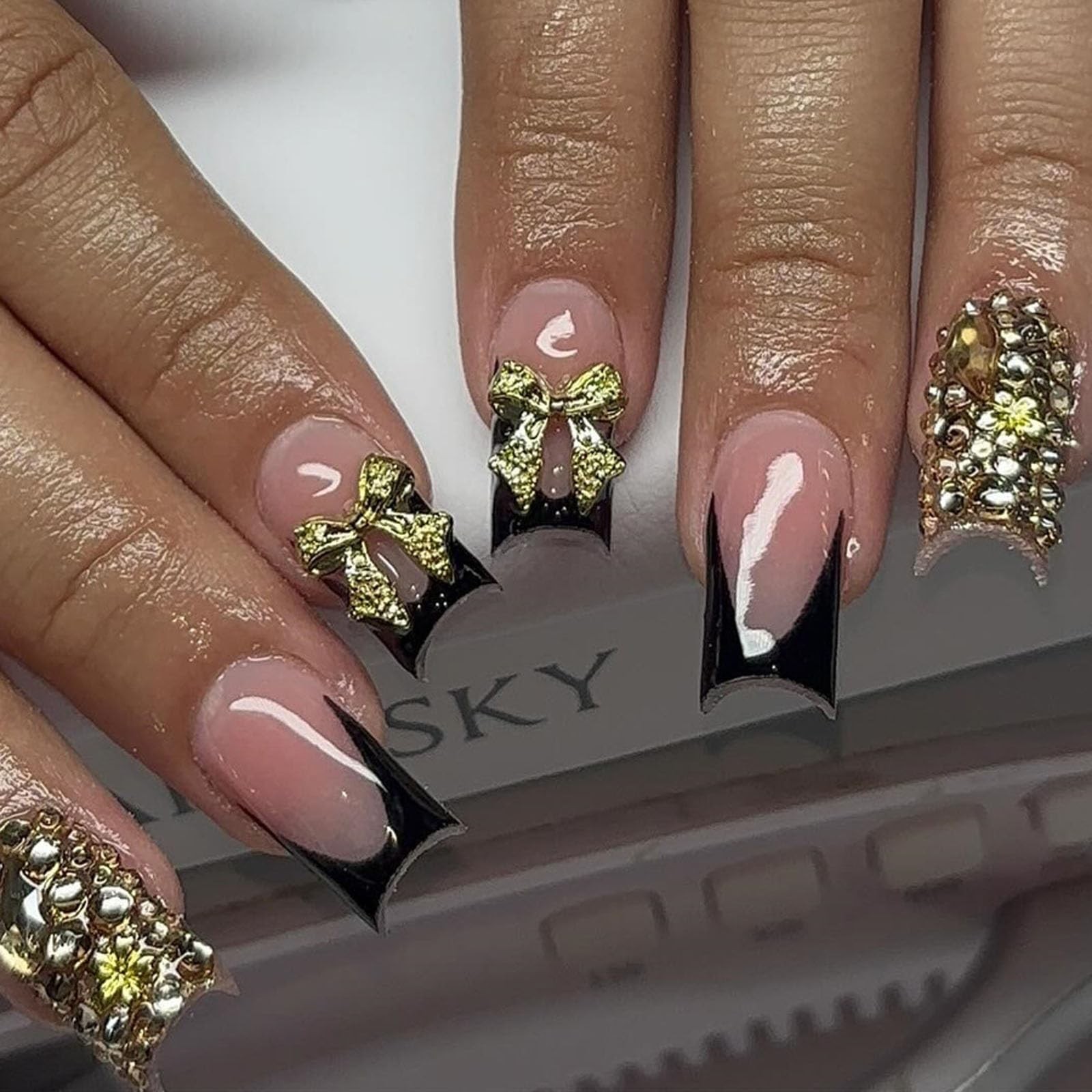 French Tip Press on Nails Mesium Suqare Fake Nails with 3D Bow Glitter Rhines…