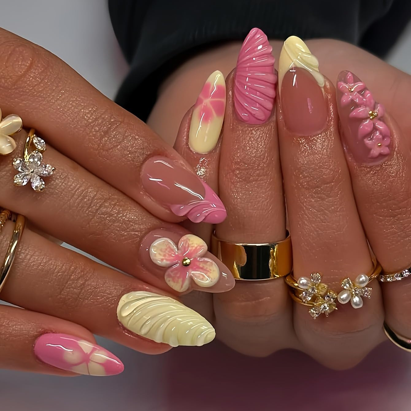 24Pcs Yellow French Tip Press on Nails Medium Almond Fake Nails with 3D Flower G