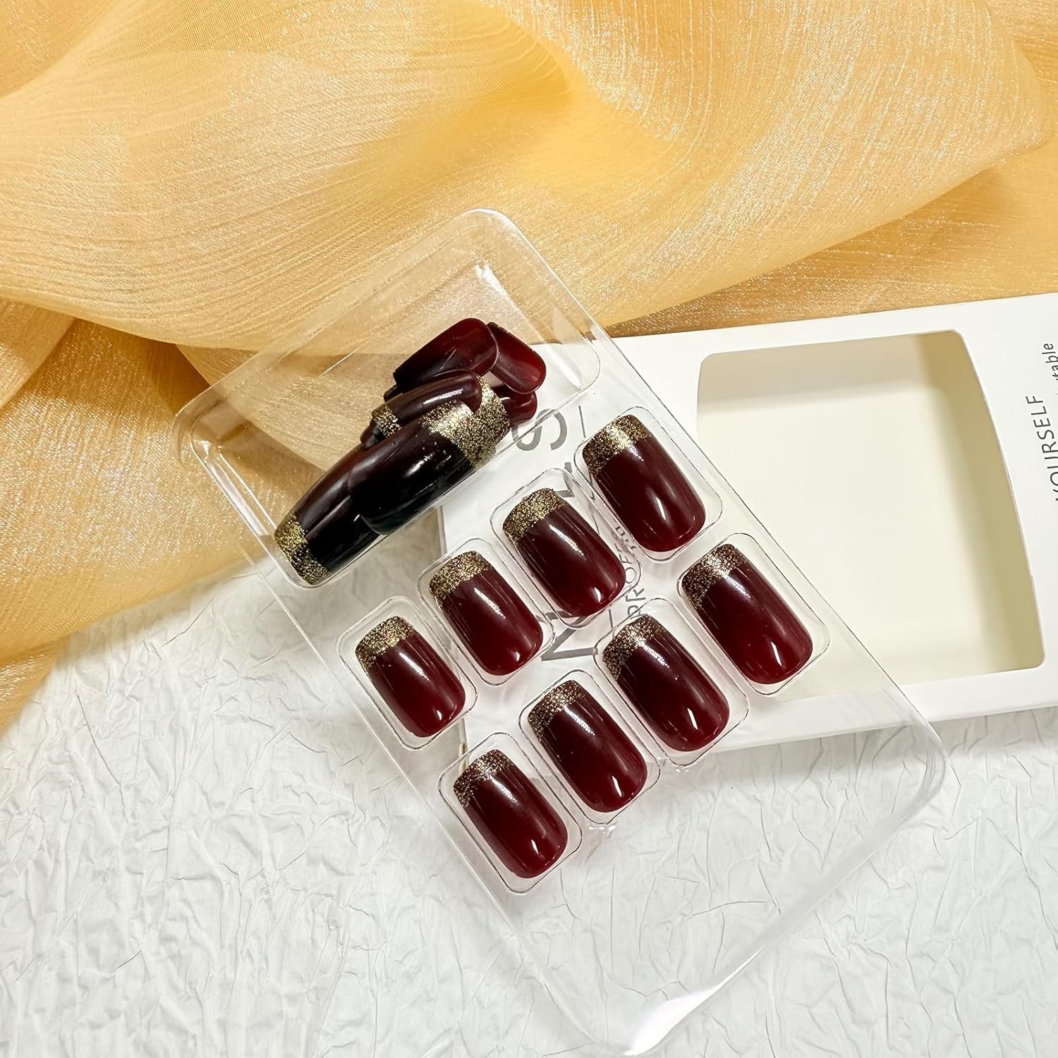 Square Press on Nails Medium Fake Nails with Designs Gold Sequins Stick on Na…