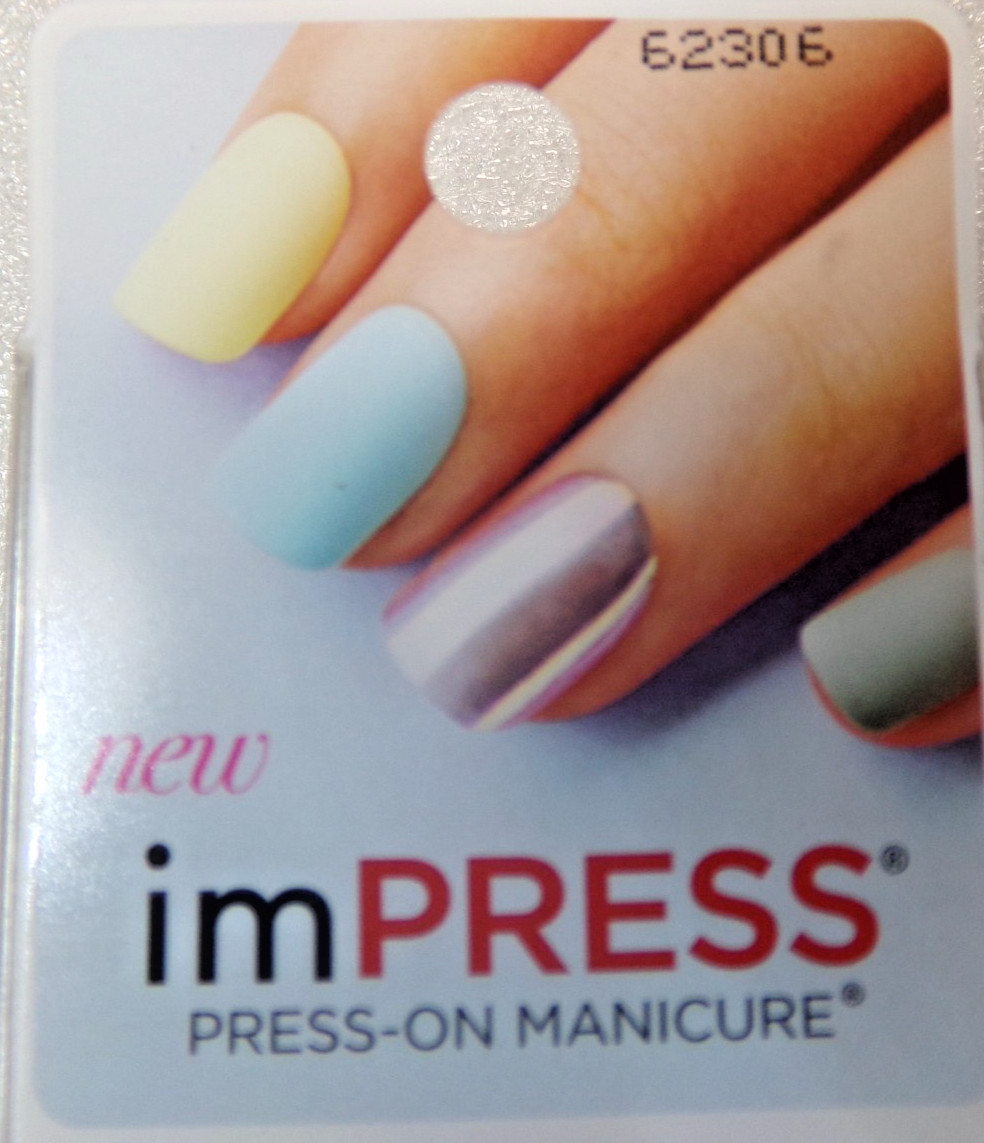 IMPRESS NAILS PRESS ON SHORT Shiny Dark Green with Gold Glitter Accents