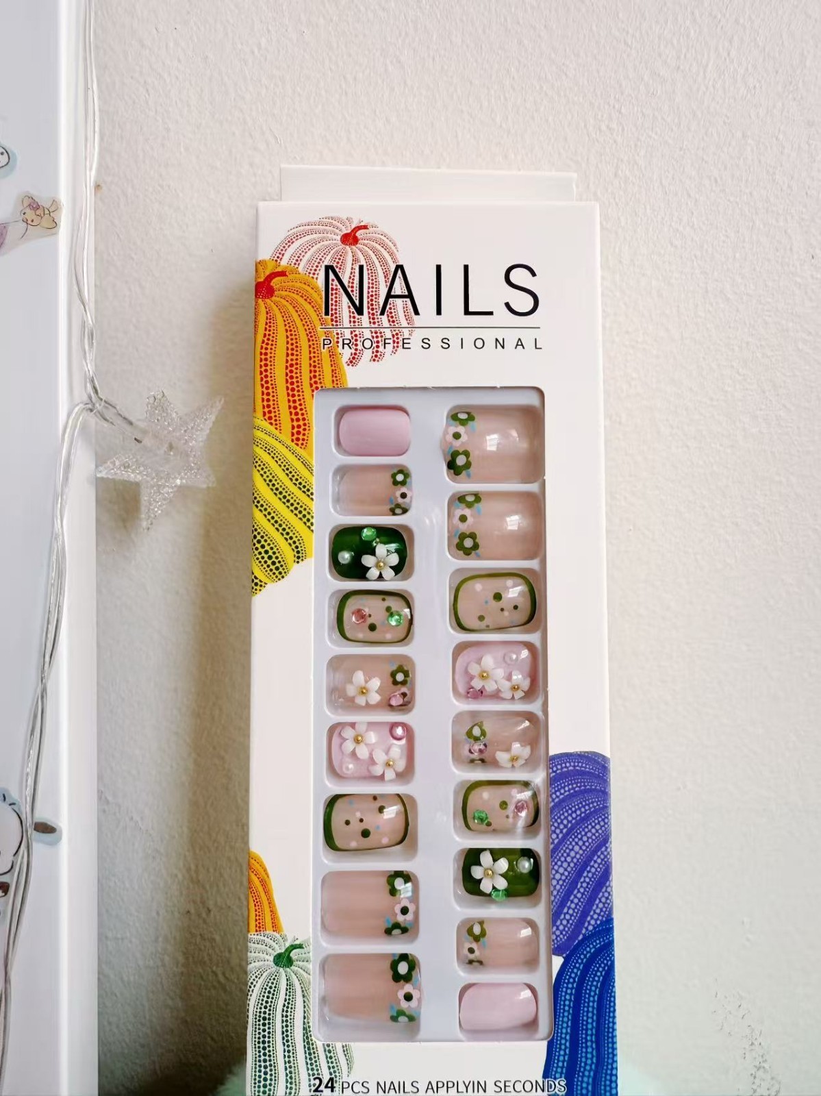 Cute Press On Nails–12pcs Colorful Fake Nails Set, Pastel/Glitter Style. Reusabl