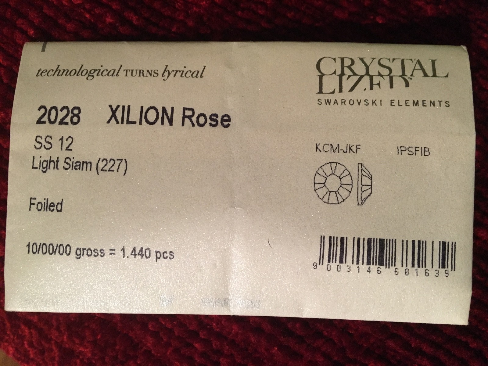 Swarovski 2028 Light Siam (227) ss12