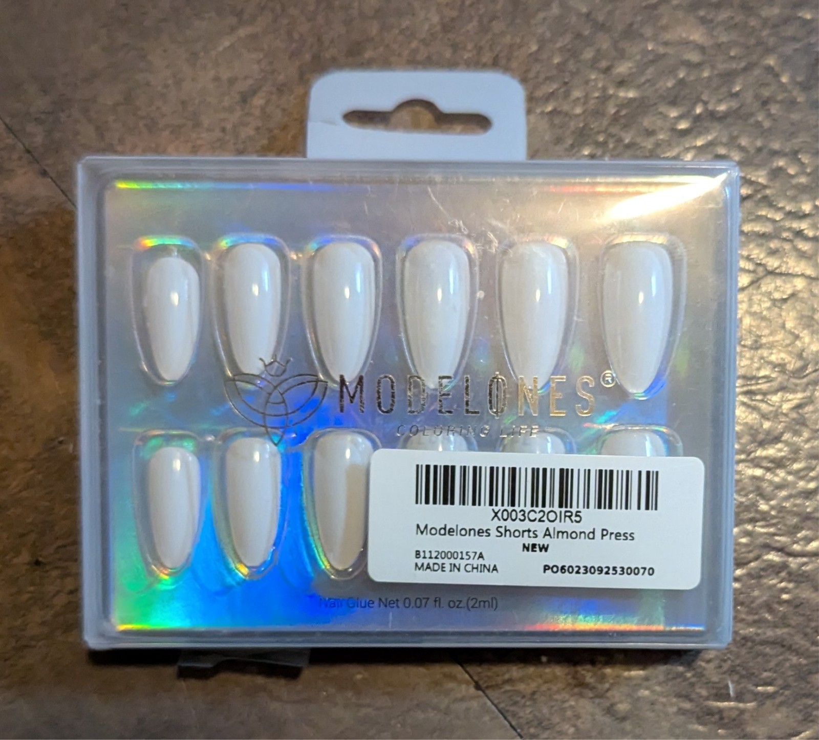Modelones Milky White Press on Nails Almond Short Fake short 32 pc New Fast