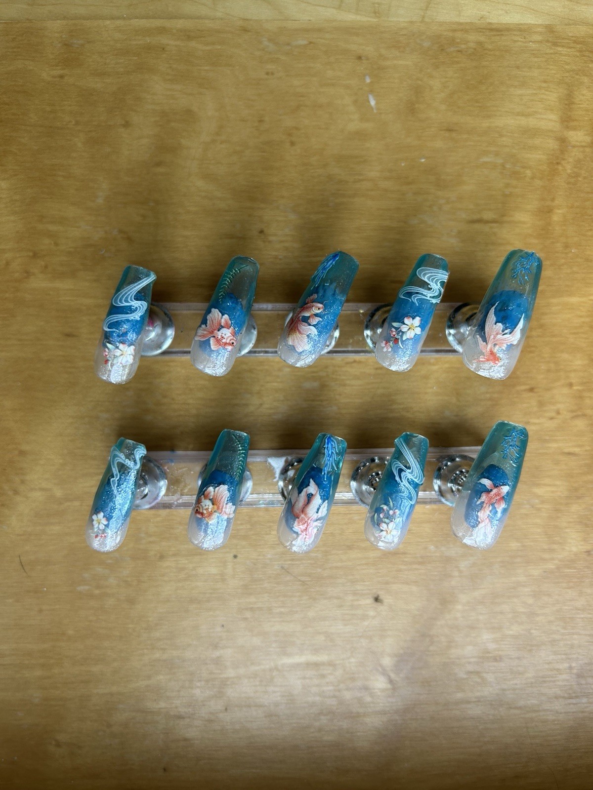 Z NAILZ! Handmade L Coffin Goldfish Scene Shiny Top Coat Press On Nails
