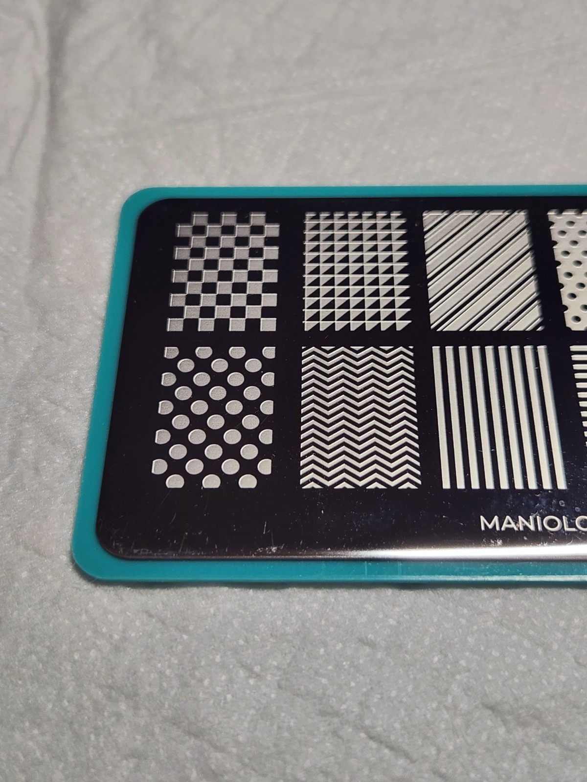 Maniology Nail Stamping Plate M085 Patterns