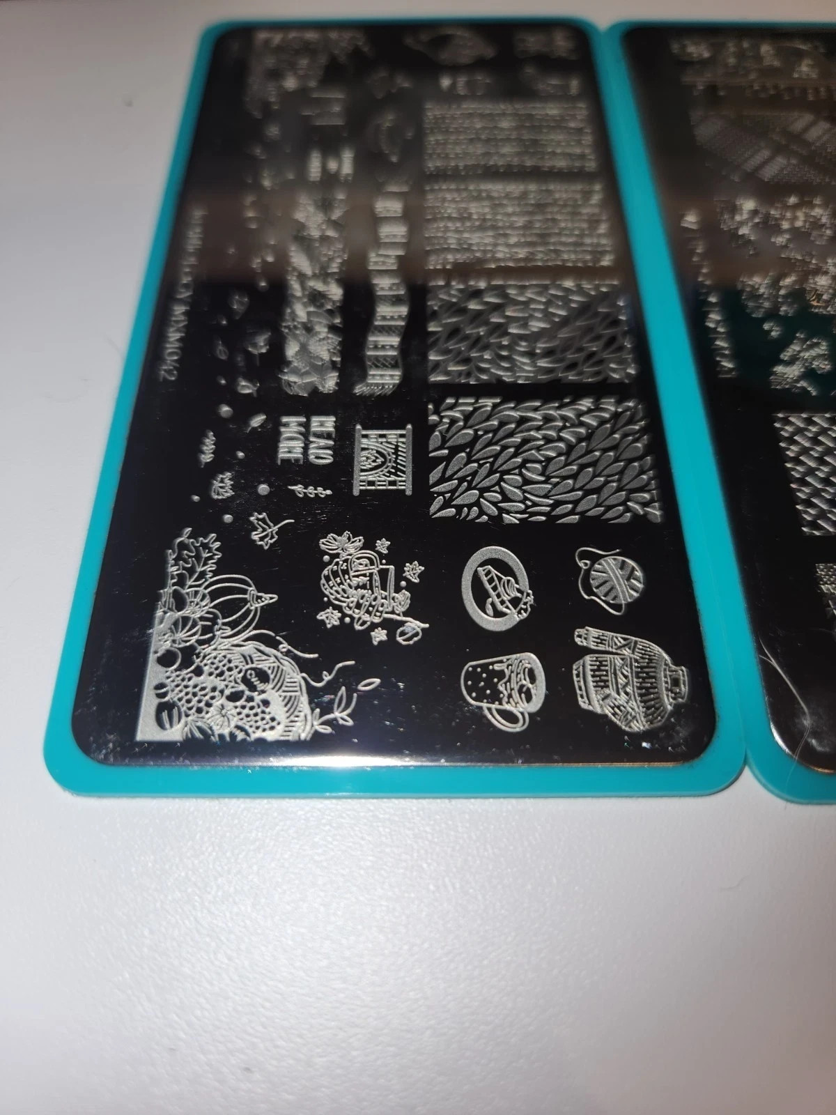 Maniology MXM041 MXM042 Nail Stamping Plates – Cozy Sweater Weather