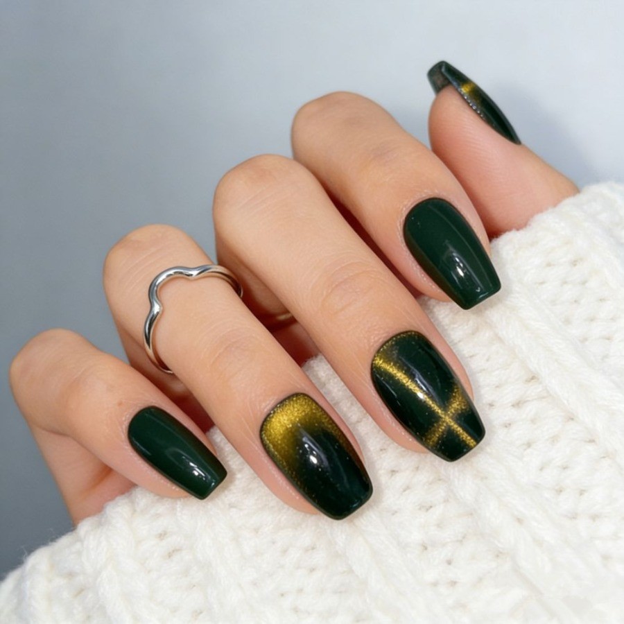 48pcs-Dark Green Fake Nails with Gold Gradient and Cross Design, Medium Length