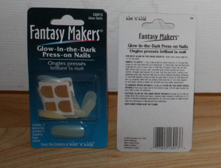 Press On Nails Glow Nails Glow in the Dark Fantasy Maker 2 pks / 40 nails