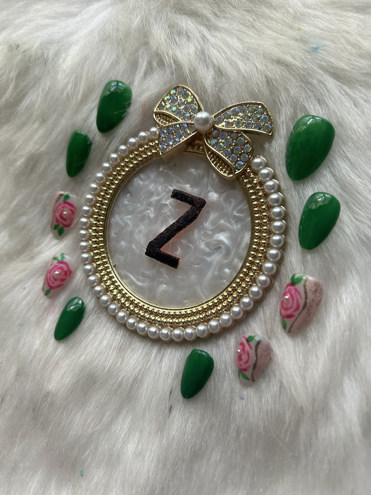 Z NAILZ! Handmade Green S Almond W/Rose Accents Press On Nails