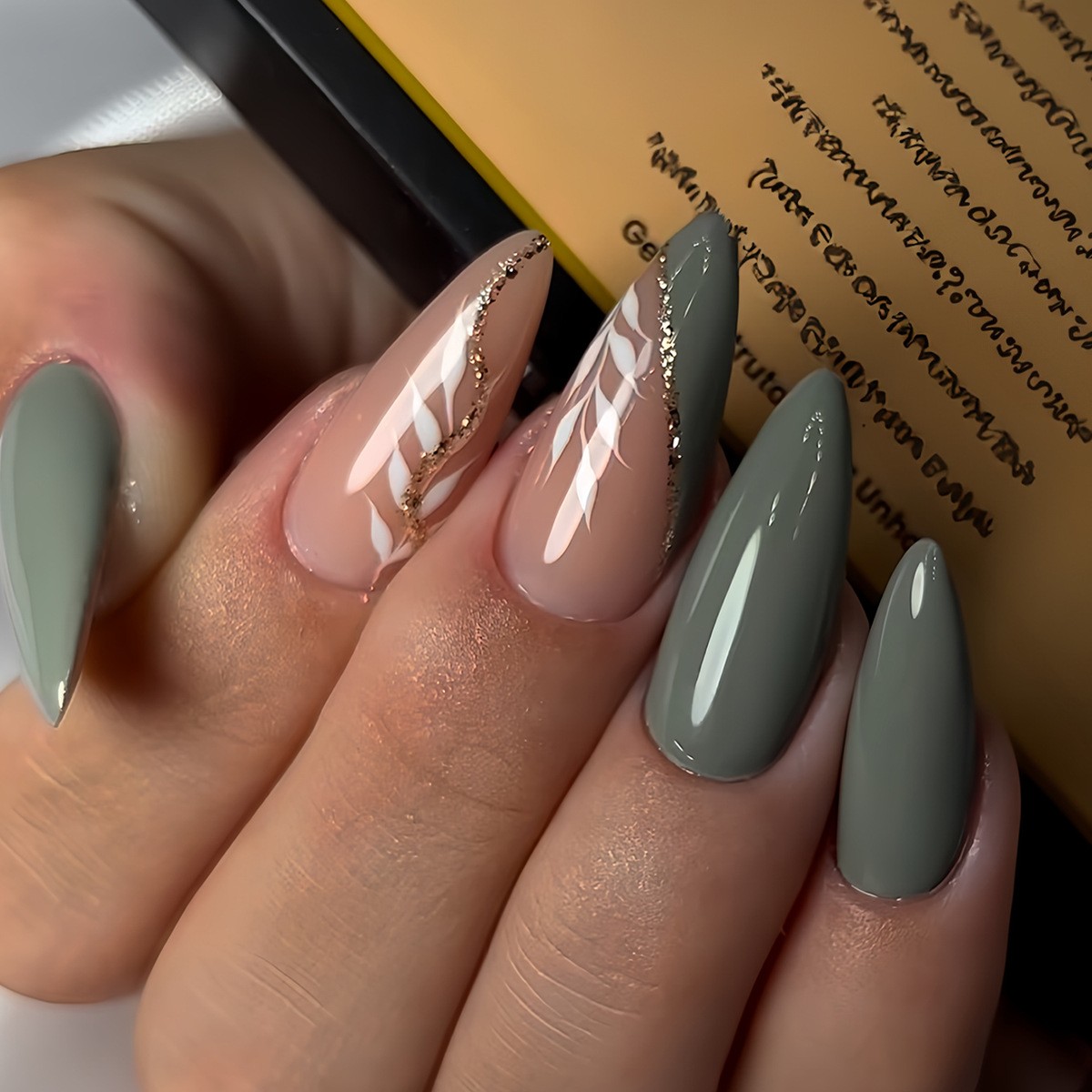 Elegant Gray Metallic Line Nail Patches Simple Stylish Nail Art Wholesale