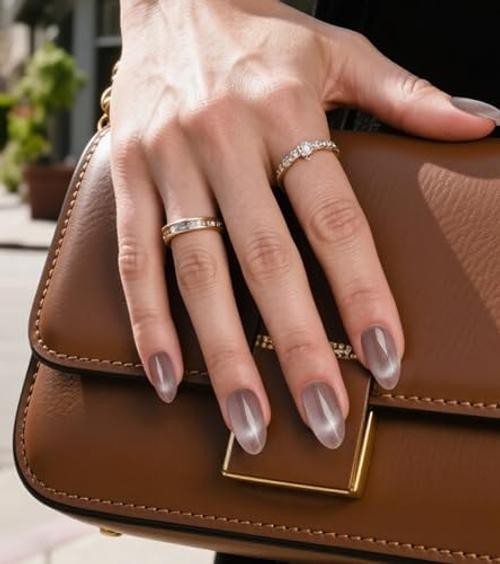Short Wave Cat Eye Almond Nails – Short Wave – Clear Gray Glossy