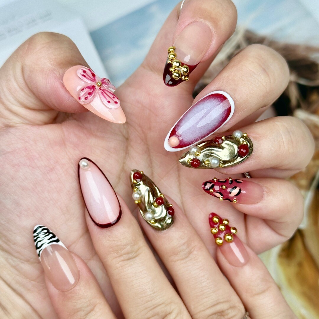 Elegant Diva Summer Press-On Nails – 3D Apricot Clover, Red & Gold | Handmade Se