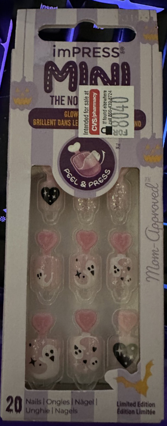 Kiss Impress! Nails Mini Halloween Pink Ghosts glitter black heart