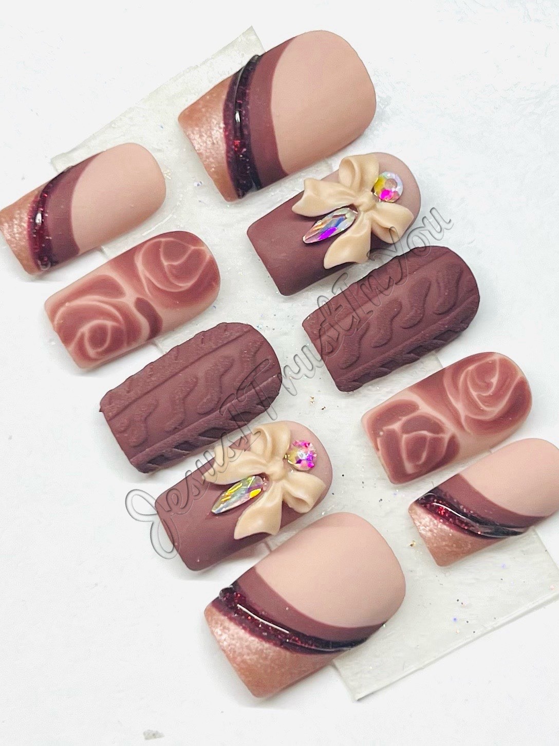CLEARANCE – CUSTOM SHORT SQUARE GEL PRESS ON NAILS READY TO SHIP