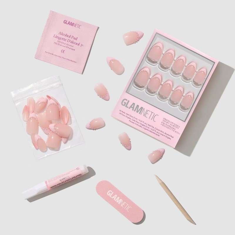 Pink Me Up Fake Nails: Almond Shape, Gloss Finish, 30 Pieces