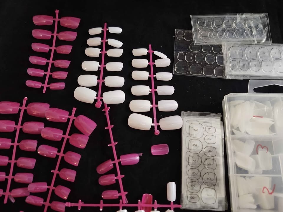 Huge lot of press on false fake nails and accessories
