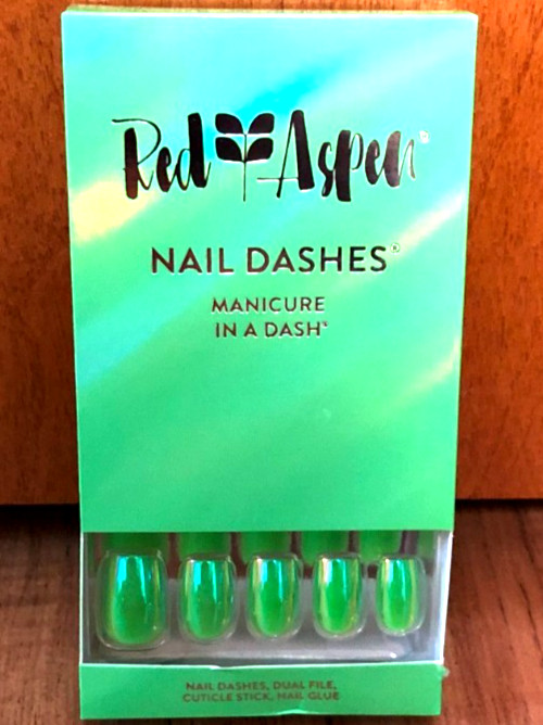 Red Aspen Nail Dashes ( Short Coffin ) ” A Summer Icon, Iva ” Lime Green