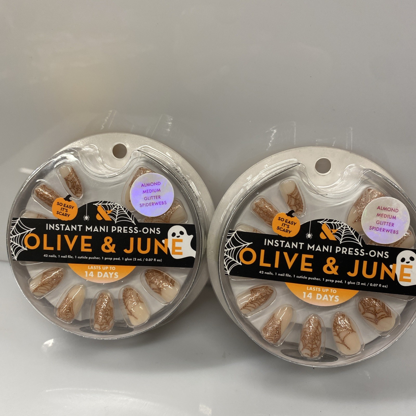 2X Olive & June Instant Mani Press-On Nails Glue | Halloween | 42 Pieces 14 Days