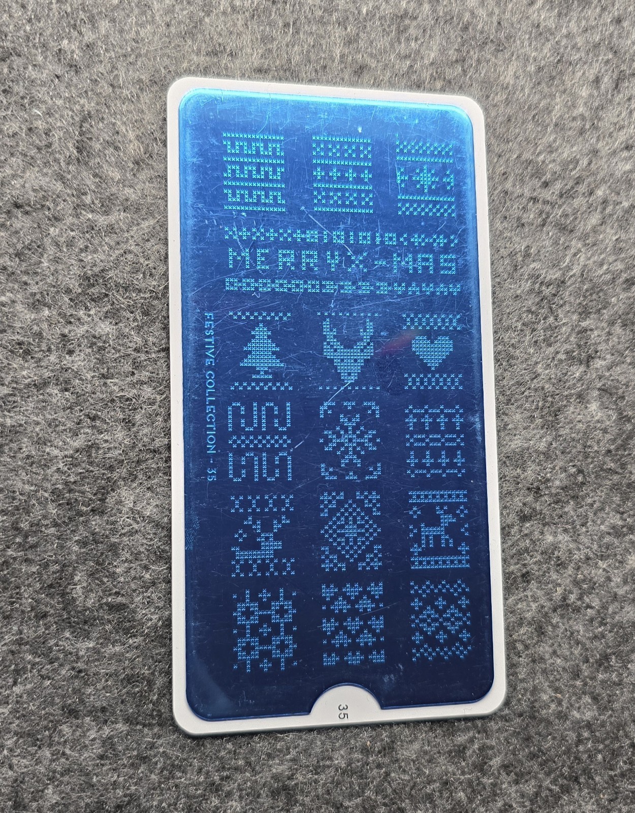 MoYou-London Festive 35 Nail Stamping Plate Ugly Sweater Knit Crochet Christmas