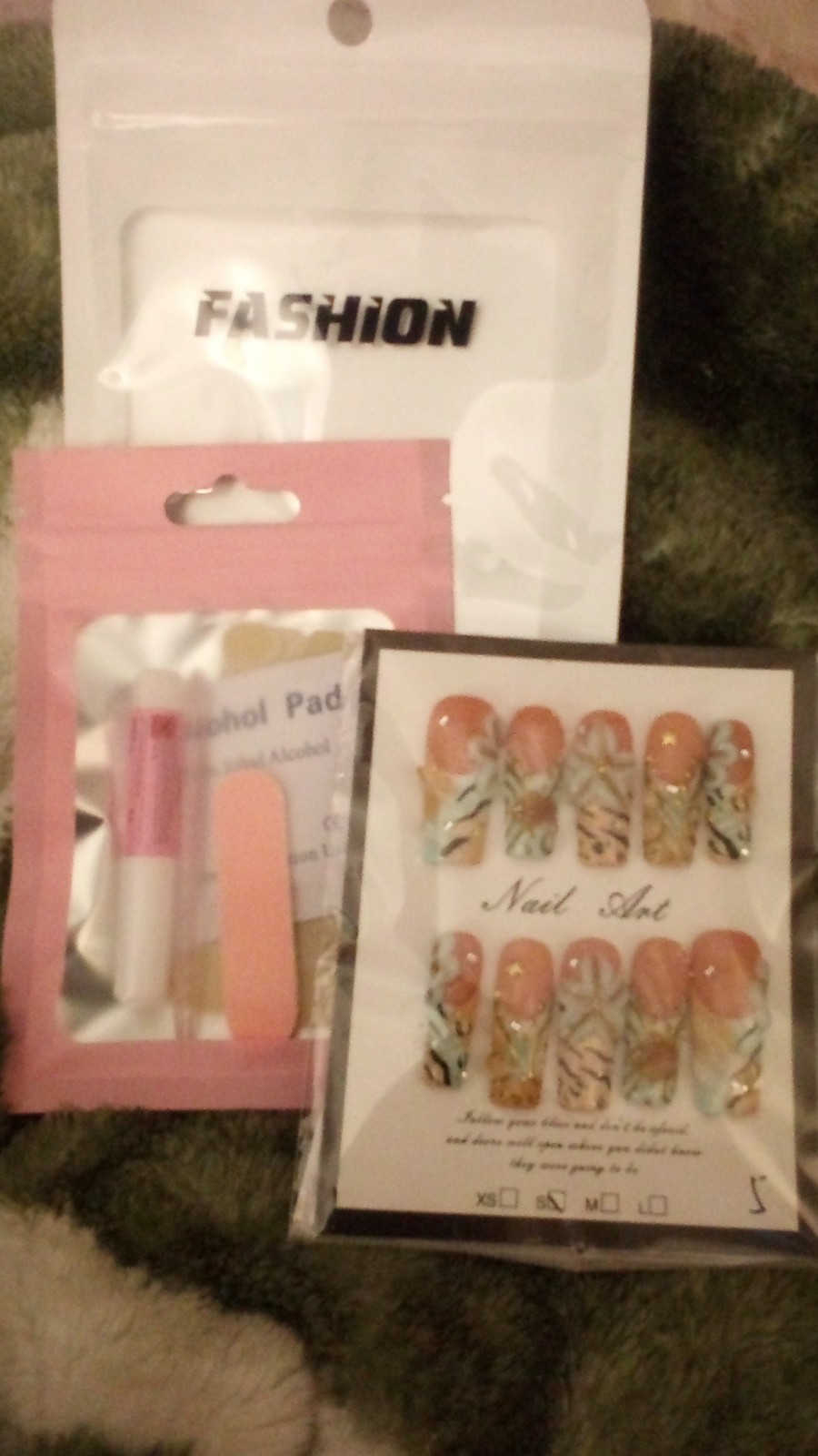 Fashion 3D Press-On Nails Peach Blue Gold medium Square Animal Floral