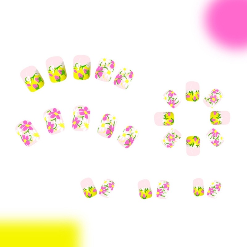 24 Pieces Short Square False Nail Fashionable Flower Press on Nail for Women