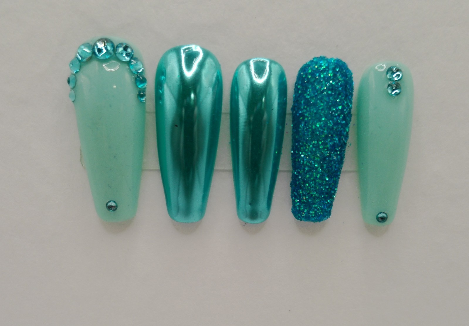 Long Ballerina Aqua-Teal Multi Effect Press-on Nails – Large