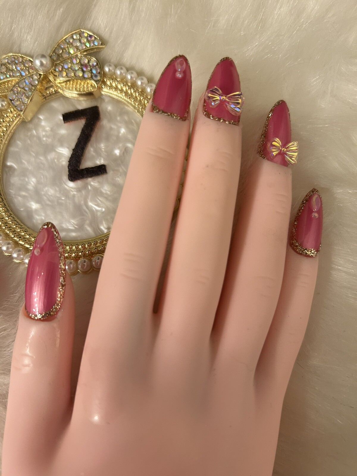 Z NAILZ! Gorgeous Set of Handmade Embellished Pink Med. Almond Press On Nails