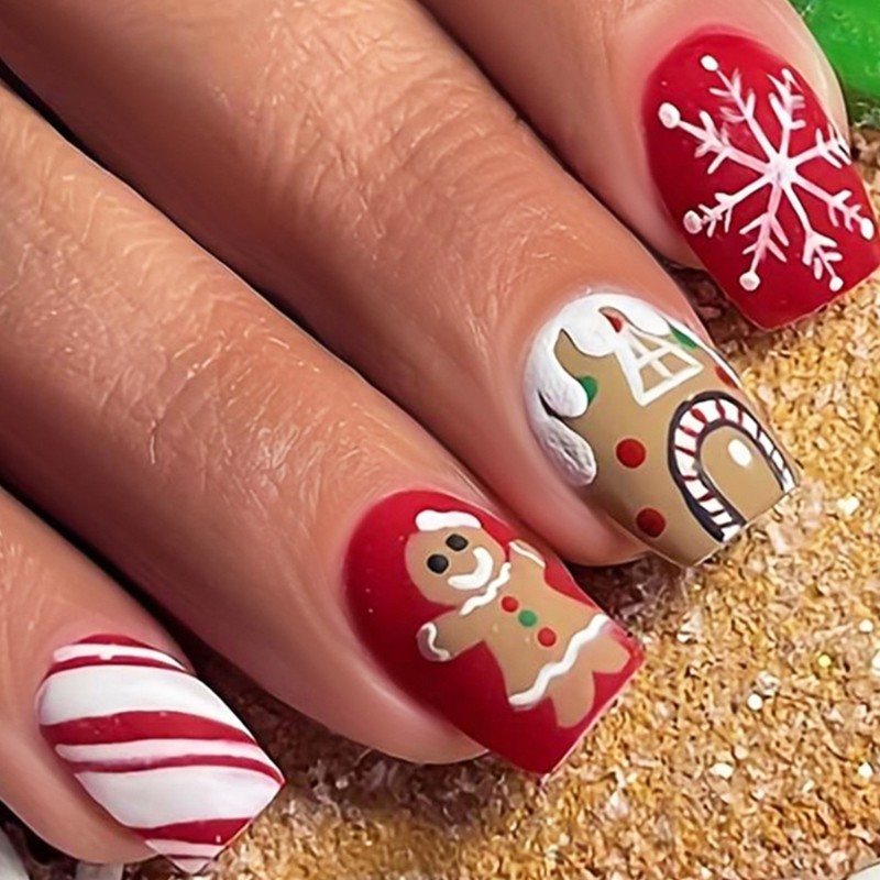 False Nail Christmas Nail Art on Nail With Snowman Snowflake Easy To Use