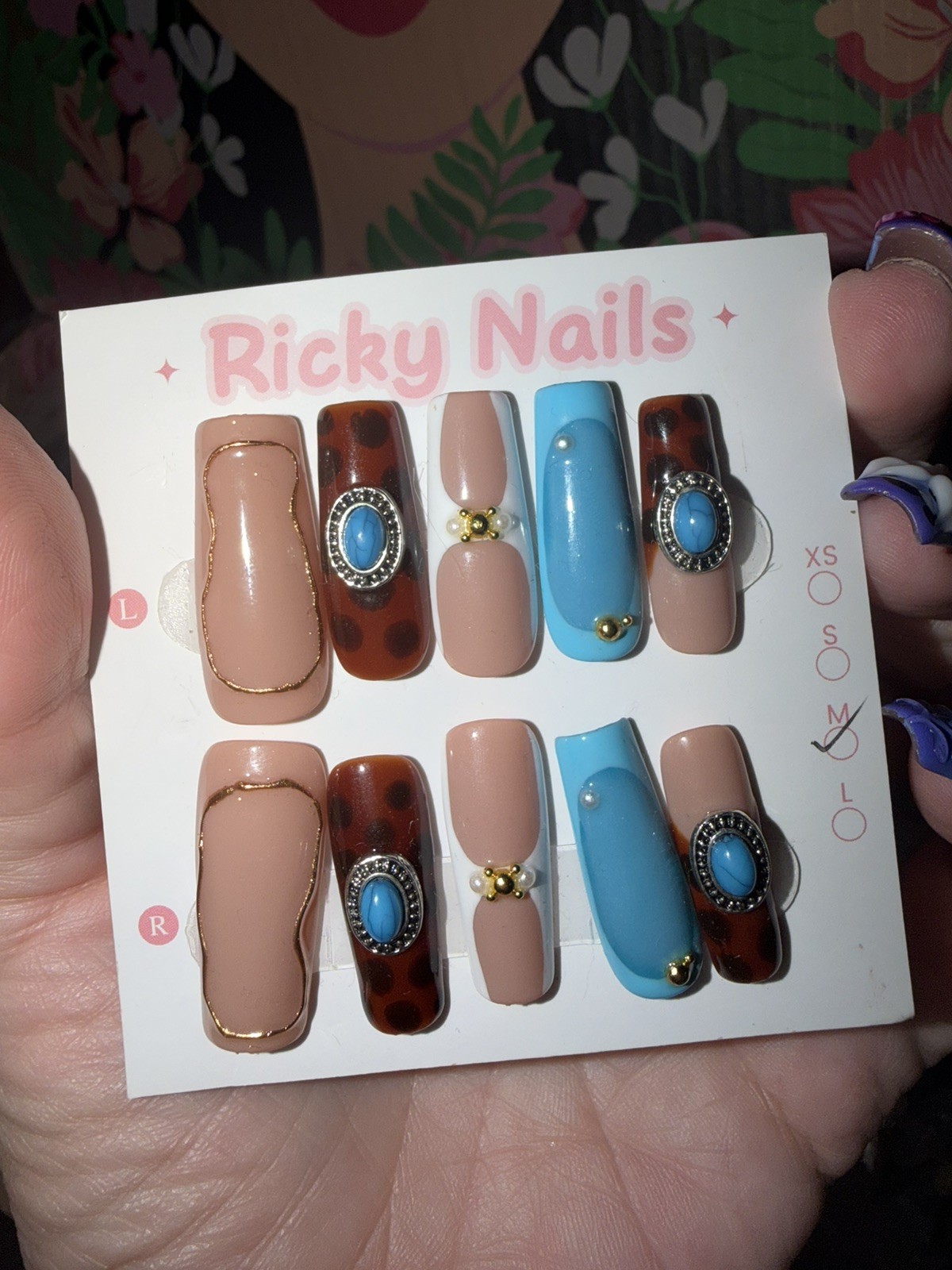 Western Press On Nails