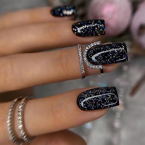 Black Press on Nails Medium Square Fake Nails Glossy False Black With Glitter