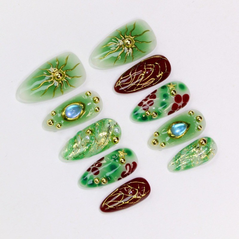 Custom Pure Handmade Nails Green Red Sun Pattern Gold Foil Vintage Manicure