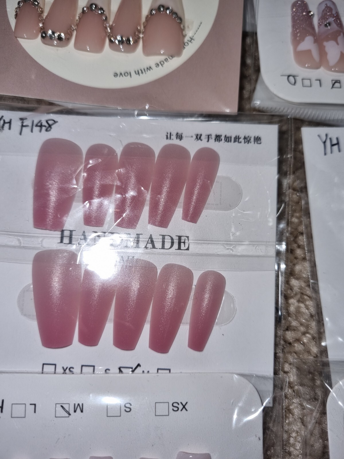 Bundle Of 22 Medium Size Press-on Nail Art Kit Hello Kitty Lotso Kuromi