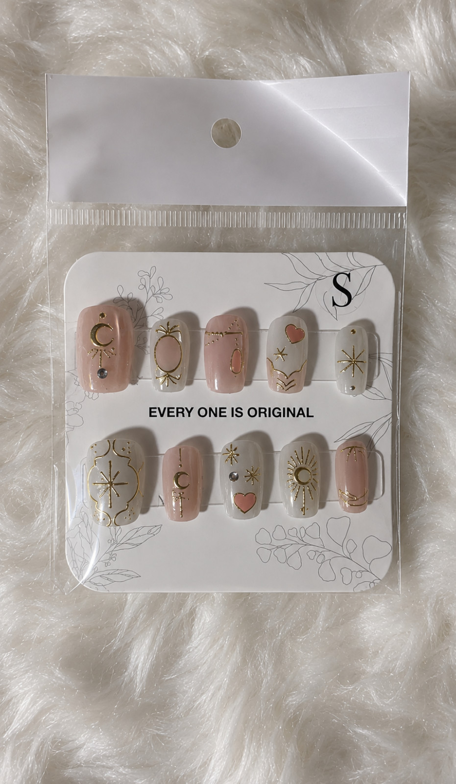 Celestial Moon and Stars Press-On-Nails | Nude Pink Square False Nails – Small