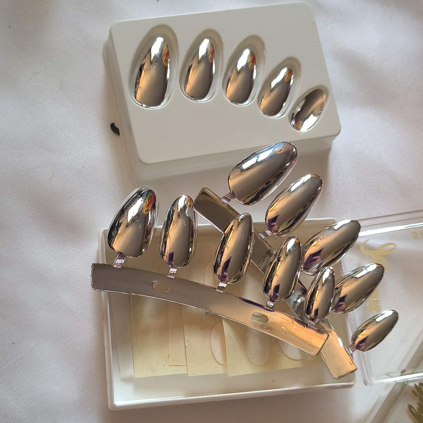 Fingernails Metallic Gold/Silver Press-On Nails Almond Long Made in Germany