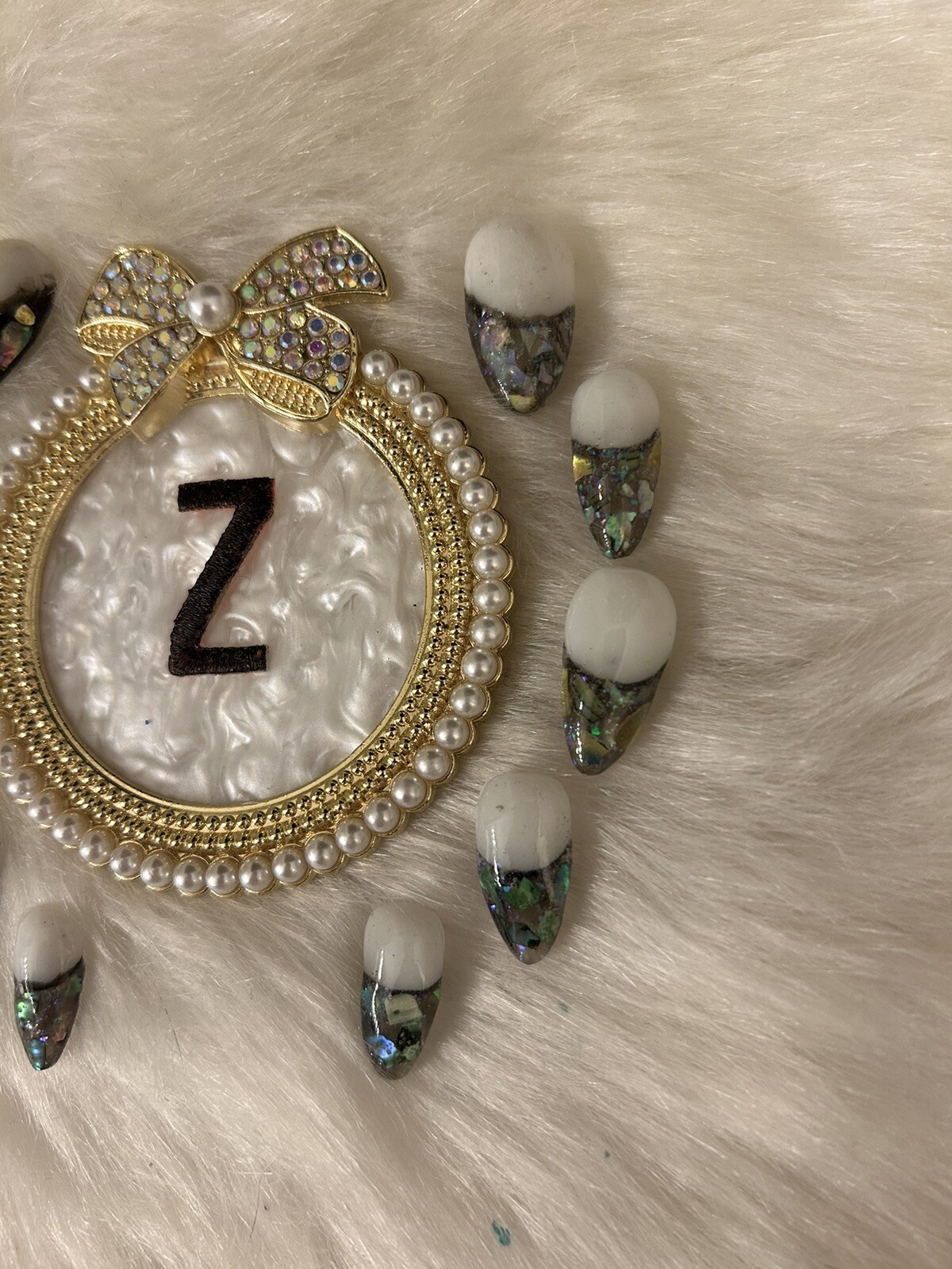 Z NAILZ! Handmade Med. Almond With Aurora Gel And Abalone Shells Press On Nails