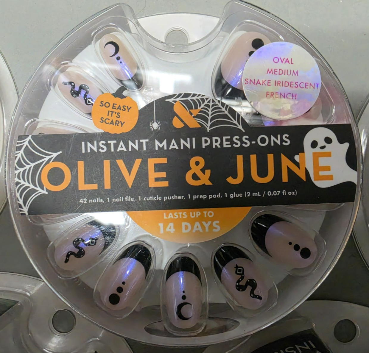 TEN Different HALLOWEEN Olive & June Mani Press on Nails – pics of each style