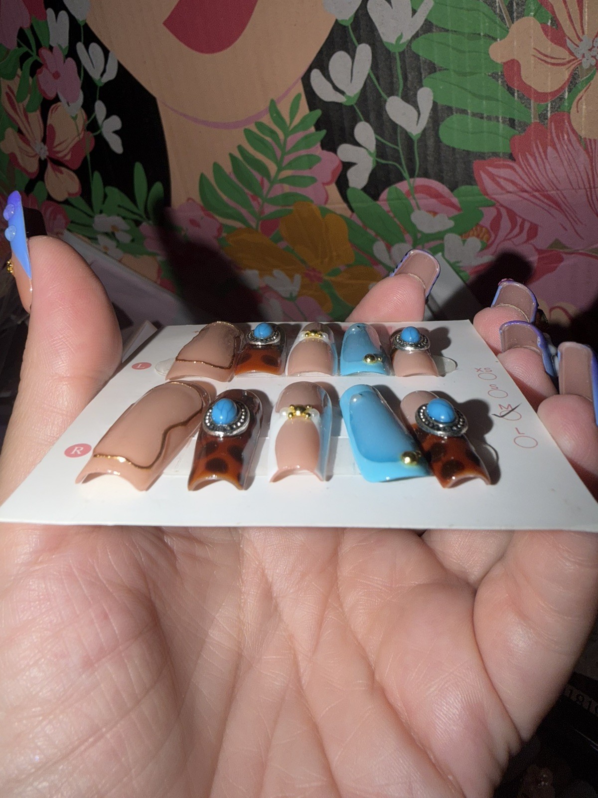 Western Press On Nails