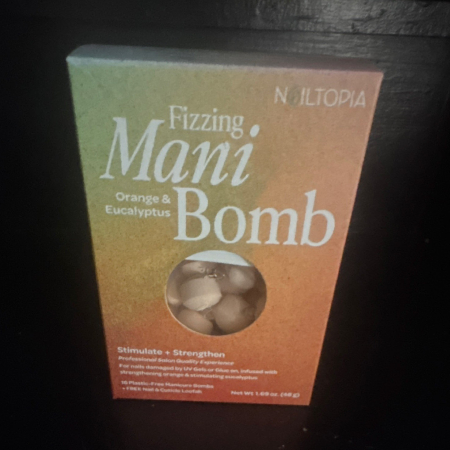 Nailtopia Mani Bomb Orange & Eucalyptus 16 Bombs + Loofah Vegan Plastic-Free
