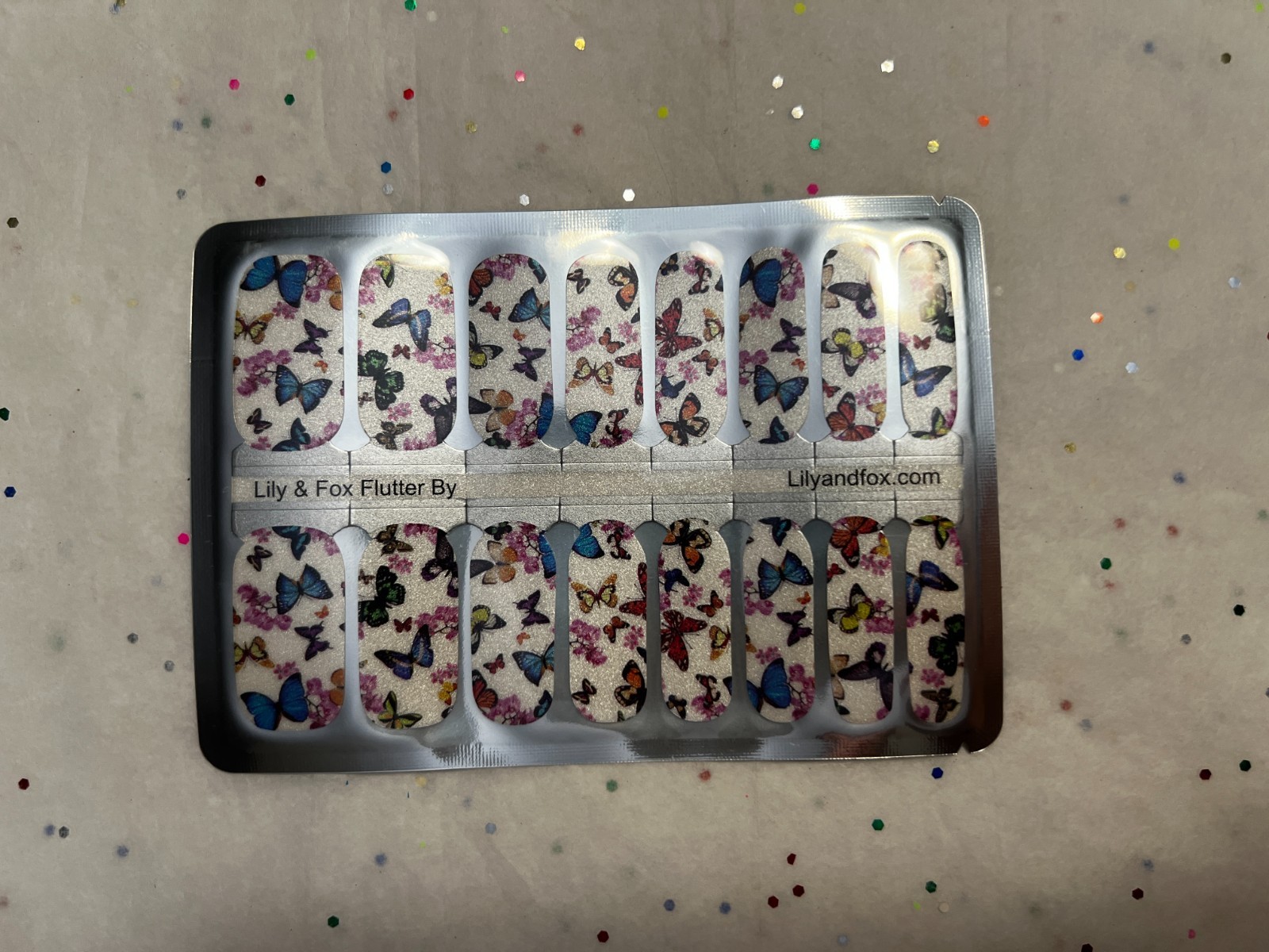 1 SET Lily and Fox Nail Wraps Stickers Self Stick Manicure Sealed Flutter By
