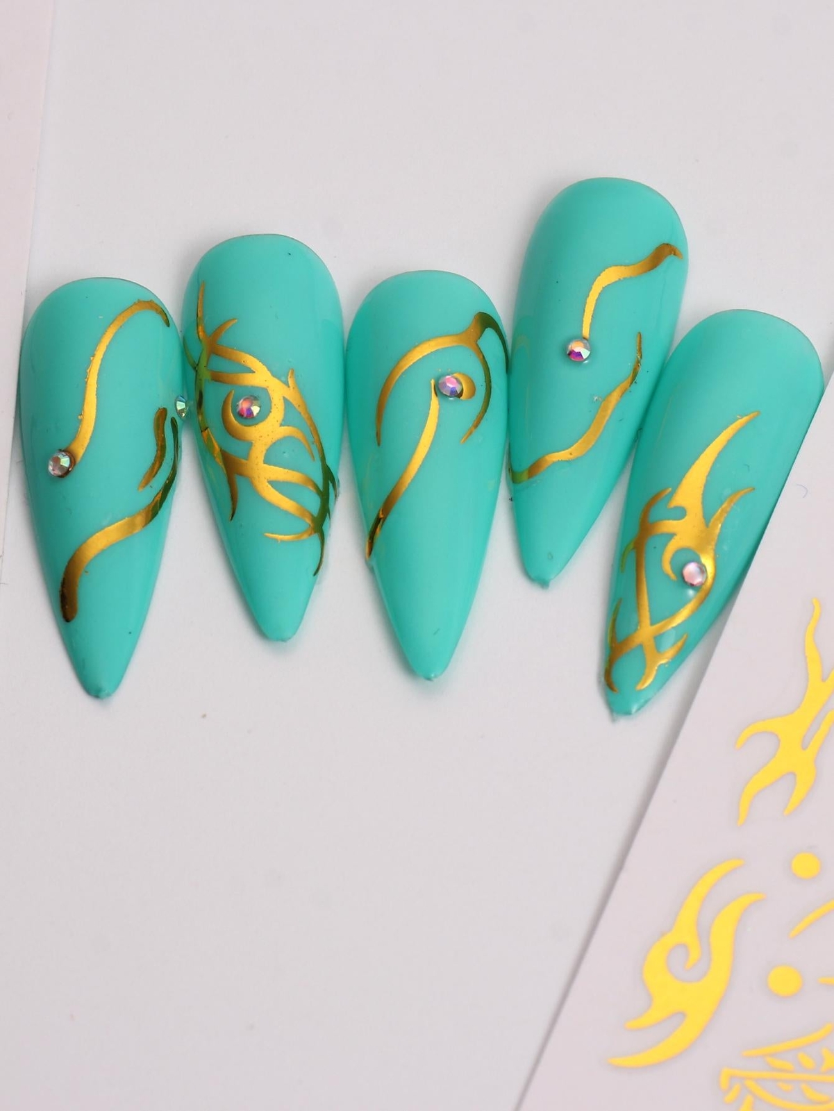 Abstract Metallic Gold Nail Art Stickers 3pcs Irregular Line Geometry Summer